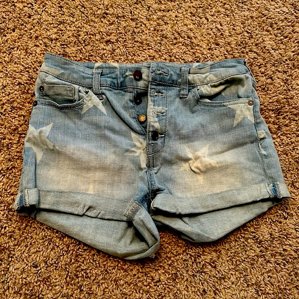 Star printed shorts